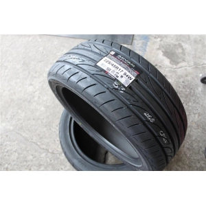 Yokohama Advan Fleva V701 195/50 R15 82V