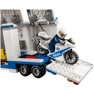 Lego Mobile Command Center 60139