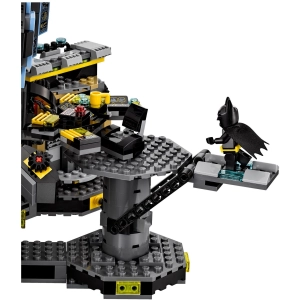 Lego Batcave Break-In 70909