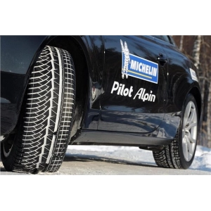 Michelin Pilot Alpin PA4 275/40 R20 106V