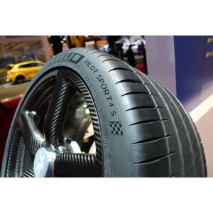 Michelin Pilot Sport 4 S