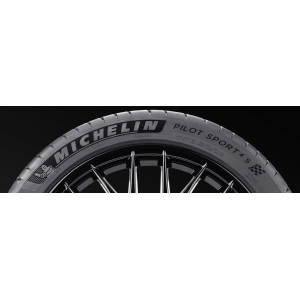 Michelin Pilot Sport 4 S 245/30 R19 89Y