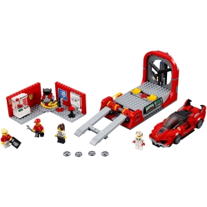 Constructor Lego Ferrari FXX K and Development Center 75882