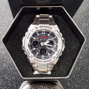 Casio G-Shock GST-W110D-7A