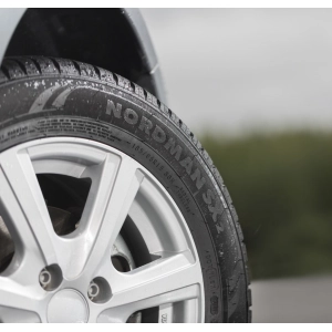 Nokian Nordman SX2 185/60 R15 88T