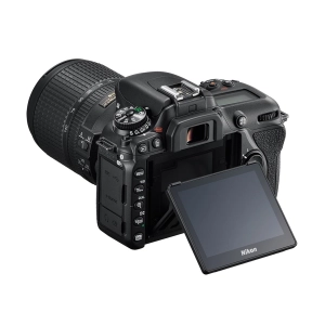 Nikon D7500 kit 18-140