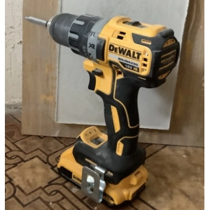 DeWALT