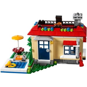 Lego Modular Poolside Holiday 31067