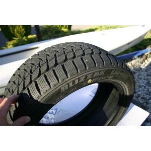 Bridgestone Blizzak LM-25 225/45 R19 92V