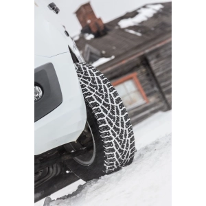 Nokian Hakkapeliitta C3 205/70 R15C 104R