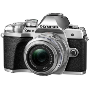 Olympus OM-D E-M10 III body