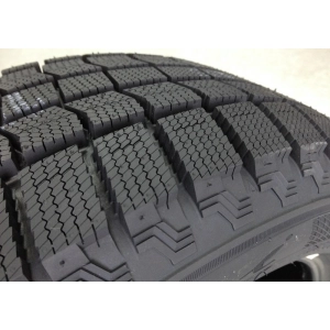 Maxxis Arctic Trekker SP-03