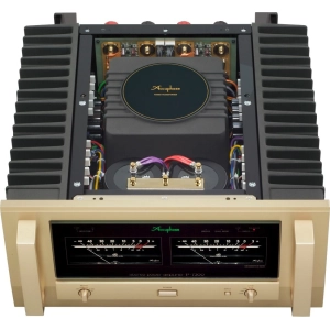 Accuphase P-7300