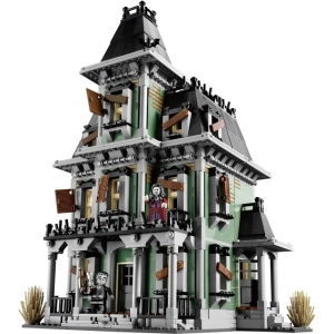 Lego Haunted House 10228