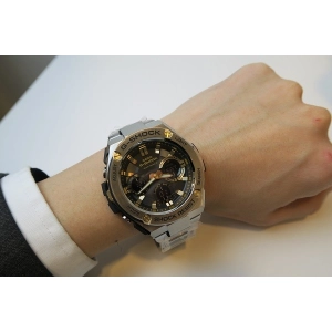 Casio G-Shock GST-W110D-1A9