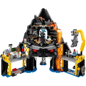 Lego Garmadons Volcano Lair 70631