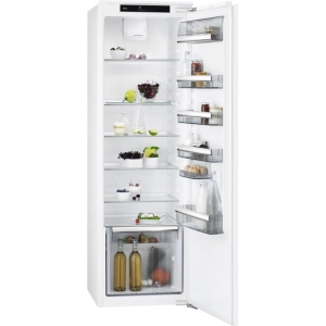 Refrigerador incorporado AEG SKR 81811 DC