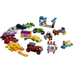 Constructor Lego Bricks on a Roll 10715