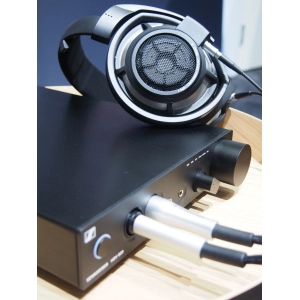 Sennheiser HDV 820