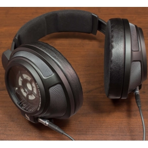 Sennheiser HD 820