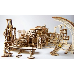 UGears Robot Factory