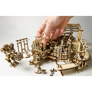 UGears Robot Factory