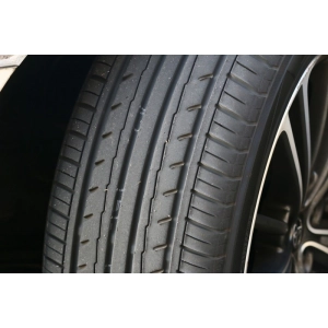 Yokohama BluEarth-Es ES32 175/65 R14 82T