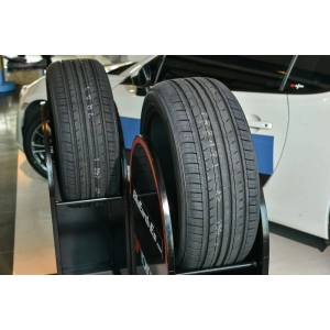 Yokohama BluEarth-Es ES32 175/65 R14 82T