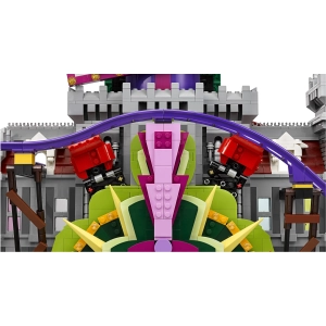 Lego The Joker Manor 70922