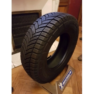 Michelin Agilis CrossClimate 235/65 R16C 121R