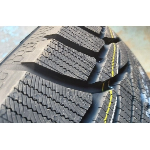 Kumho WinterCraft SUV Ice WS51