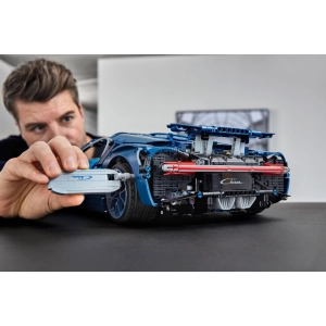 Lego Bugatti Chiron 42083