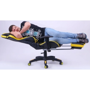 AMF VR Racer with Footrest