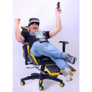 AMF VR Racer with Footrest