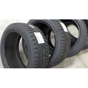 Yokohama Ice Guard IG60A 255/35 R19 96Q