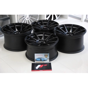 Japan Racing JR11 10,5x18/3x112 ET22 DIA74,1