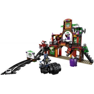 Constructor Lego The Dynamic Duo Funhouse Escape 6857