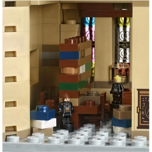 Lego Hogwarts Castle 71043