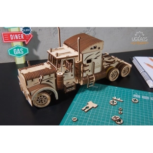 UGears Heavy Boy Truck VM-03