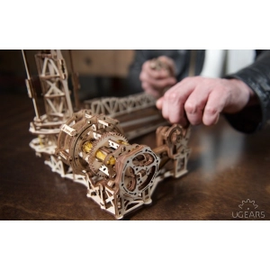 UGears Aviator