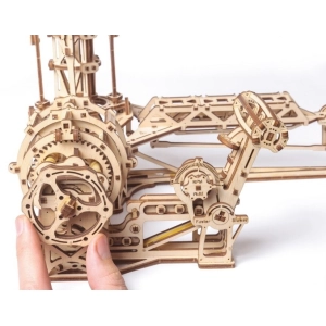 UGears Aviator