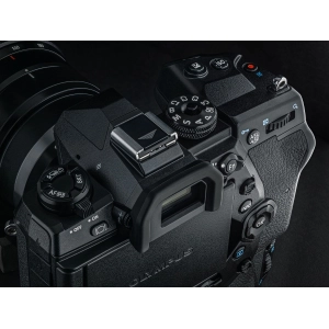 Olympus OM-D E-M1X body