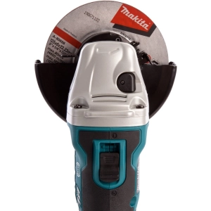 Makita DGA513Z