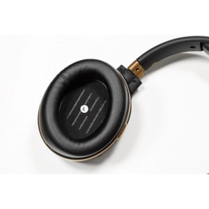 Audeze Mobius