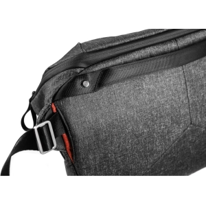 Peak Design Everyday Sling 10L