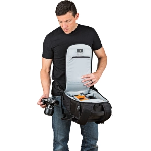 Lowepro Flipside 300 AW II