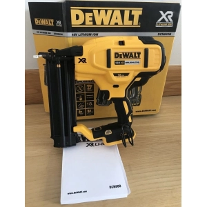 DeWALT