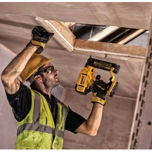 DeWALT DCN680N