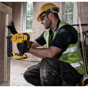 DeWALT DCN680N