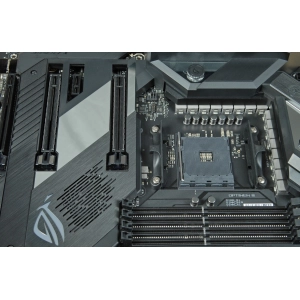 Asus ROG CROSSHAIR VIII FORMULA